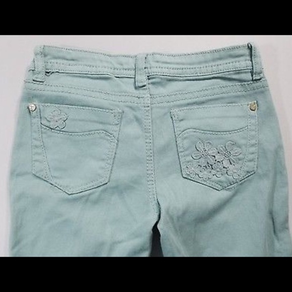 HOT KISS 💋 Skinny Lily Jeans - Picture 5 of 6